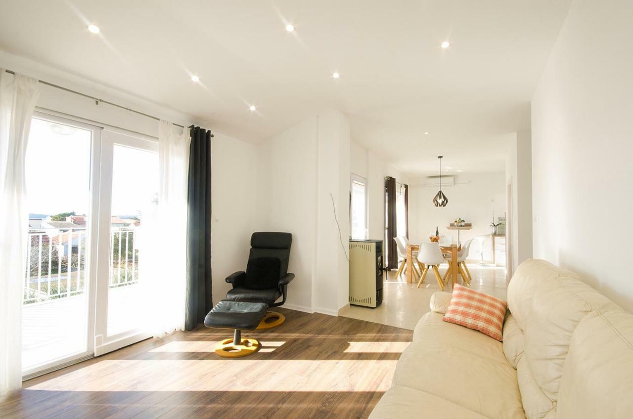 Apartman Korina Sukošan Esterno foto