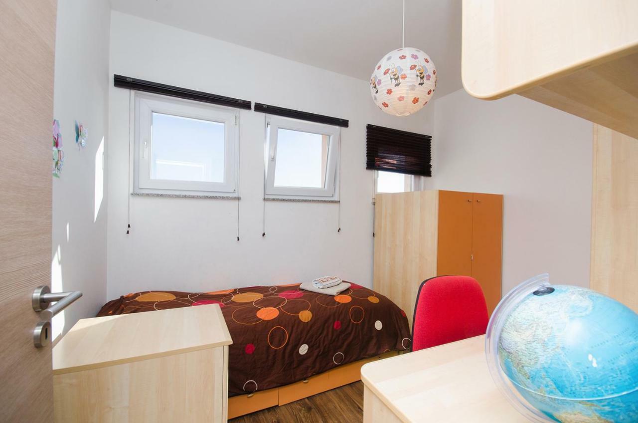 Apartman Korina Sukošan Esterno foto