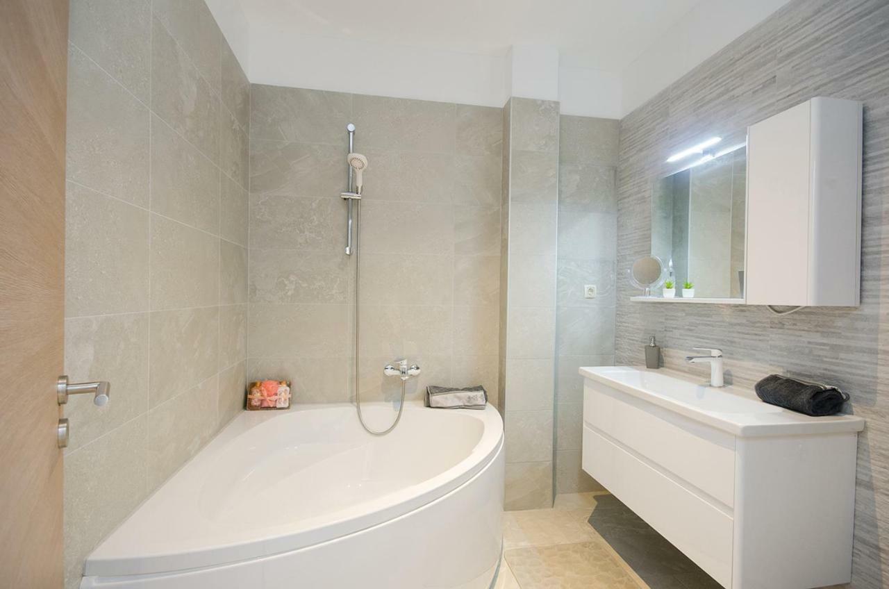 Apartman Korina Sukošan Esterno foto